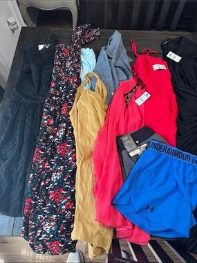 XS Women’s Clothing Lot